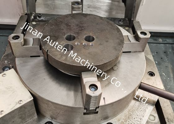 डिजिटल नियंत्रण प्रणाली और विद्युत प्रणाली के साथ 600 X 600mm सीएनसी प्लेट ड्रिलिंग और मिलिंग मशीन