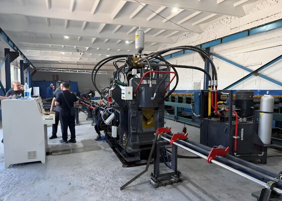 गैल्वनाइज्ड एंगल स्टील प्रोसेसिंग सीएनसी एंगल लाइन जेएनसी1616 पवन ऊर्जा टॉवर घटक