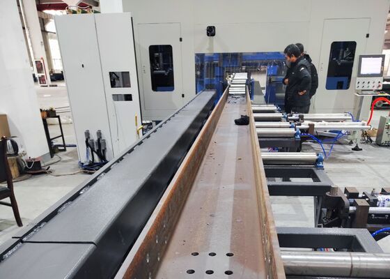स्टील स्ट्रक्चर इंडस्ट्री हाई स्पीड सीएनसी एच बीम ड्रिलिंग मशीन बीटी40 मेन स्पिंडल
